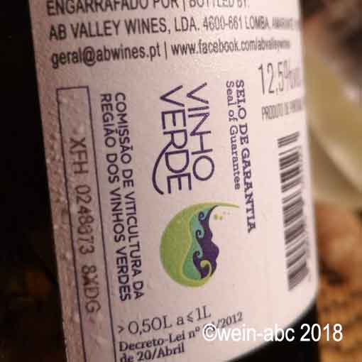 Vinho Verde - nur echt mit dem offiziellen Garantiesiegel. ©wein-abc 2018